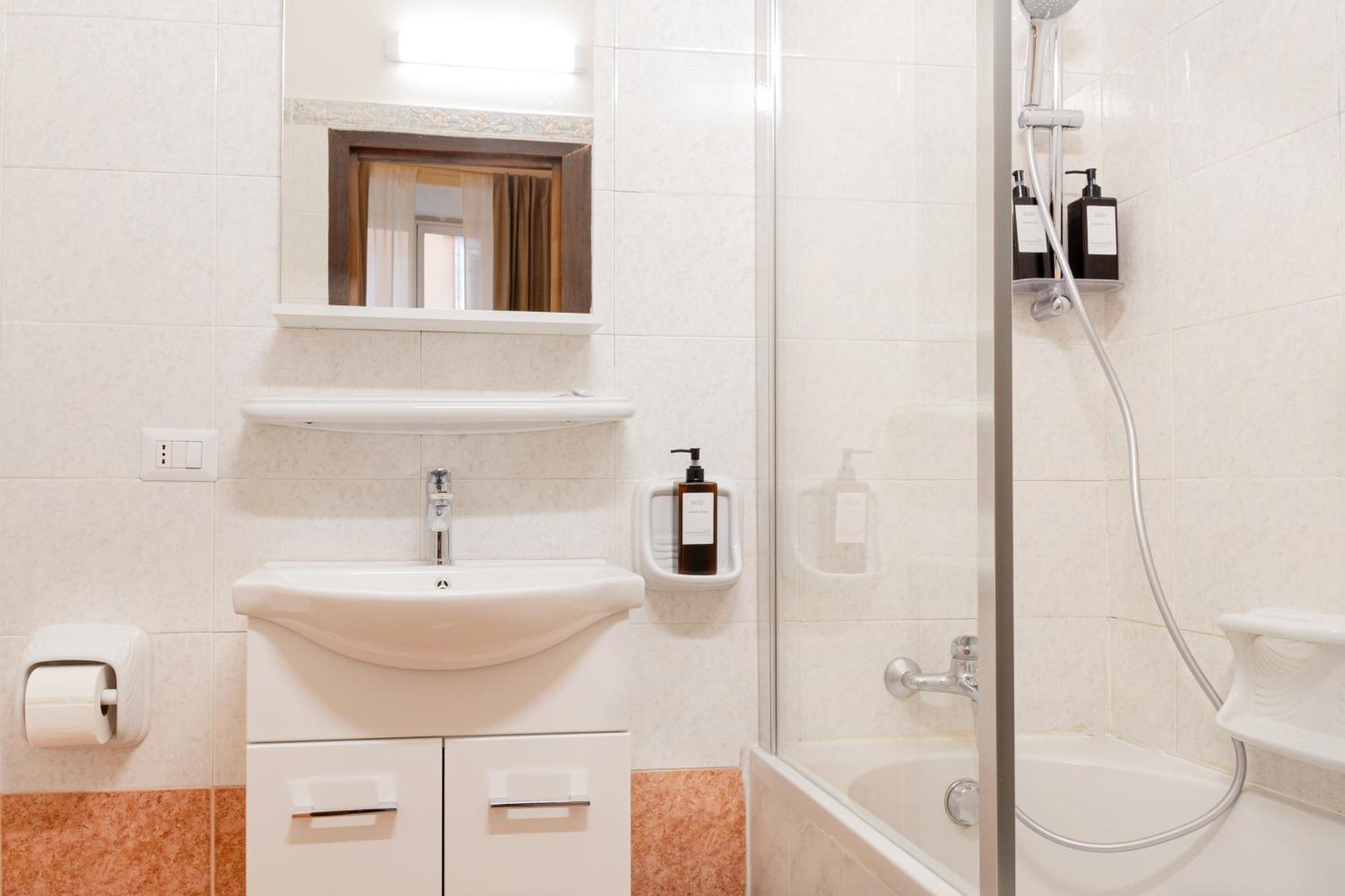 Hotel Domus Róma Kültér fotó